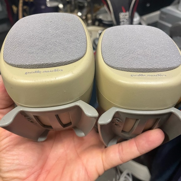 Small size computer speakers 
By Polk audio - Picture 2 of 7